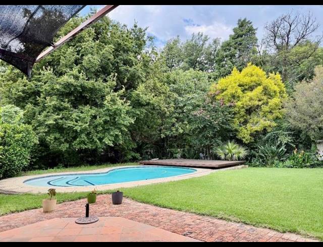 4 BEDROOM PROPERTY TO RENT IN BRYANSTON